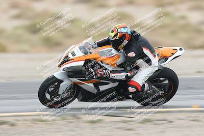 media/Sep-21-2025-Race Pace (Sun) [[98bf33ef95]]/Verified/6-Turn 14 Inside Pans (945am)/